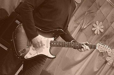 Bogdan Topolski. Koncert zespołu Flesh Creep, Rozmarino, Suwałki, 02/05/2013 #Koncert #zespół #Suwałki #Rozmarino #blues #FleshCreep #TopolskiBogdan