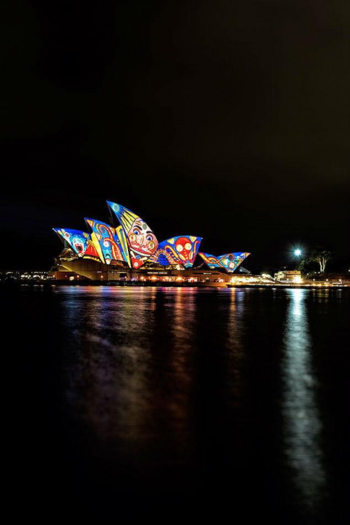 Opera w nieco innym kolorze.. #Opera #Sydney #vivid