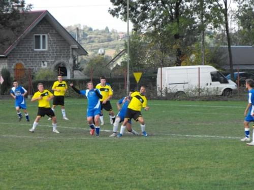 Trzciana 2000 vs Beskid Żegocina
1:2 #beskid #żegocina #trzciana #mecz #piłka #nożna