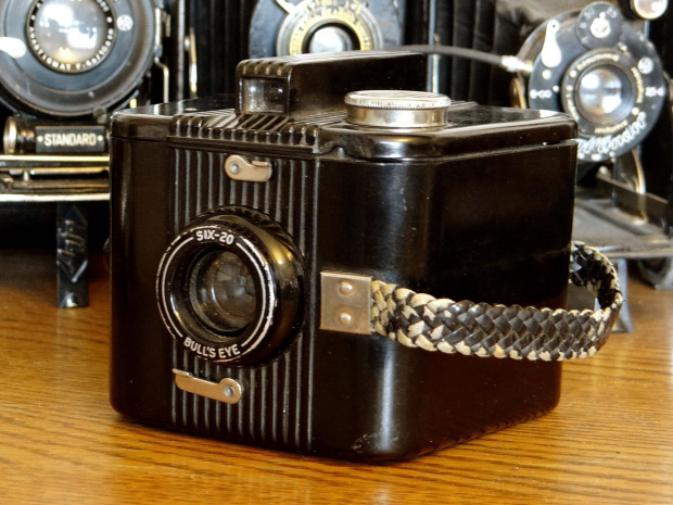 Kodak Six-20 Bull's Eye. 1938rok. USA #aparat