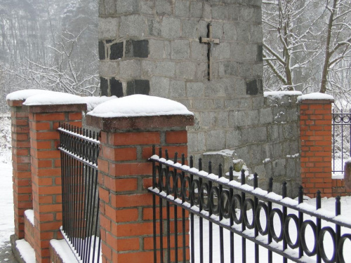 Pierwszy tej Zimy śnieg , szkoda że po 3 dniach nie było po nim już śladu i roztopił się tuż przed świętami ...