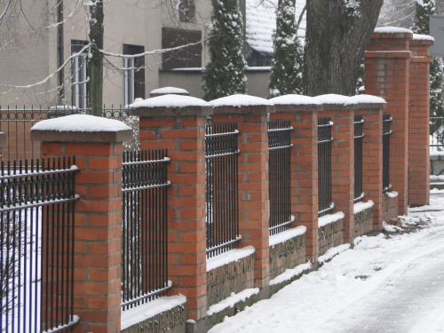 Pierwszy tej Zimy śnieg , szkoda że po 3 dniach nie było po nim już śladu i roztopił się tuż przed świętami ...