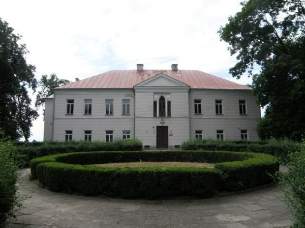 Wiśniowa (świętokrzyskie)-pałac