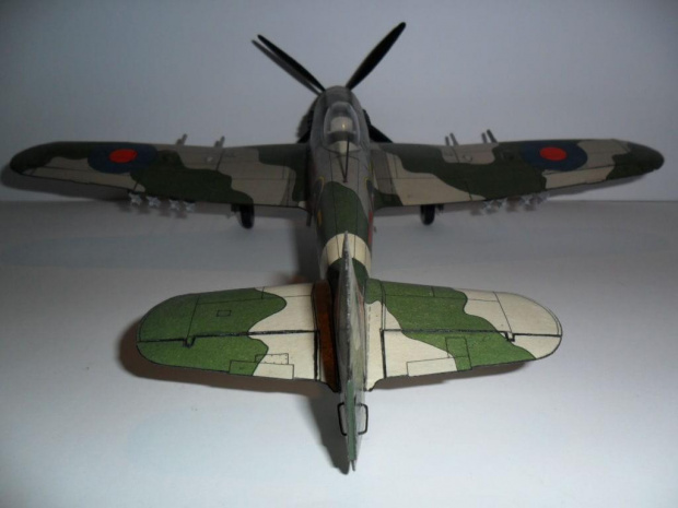 Samolot HAWKER TYPHOON