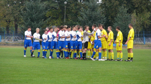 Unia Nowa Sarzyna - Pogoń Leżajsk, 09.10.2011 r. - II liga podkarpacka juniorów st. i mł. #juniorzy #lezajsk #lezajsktm #leżajsk #NowaSarzyna #PiłkaNożna #pogon #pogoń #PogońLeżajsk #sport #unia #UniaNowaSarzyna