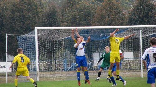 Unia Nowa Sarzyna - Pogoń Leżajsk, 09.10.2011 r. - II liga podkarpacka juniorów st. i mł. #juniorzy #lezajsk #lezajsktm #leżajsk #NowaSarzyna #PiłkaNożna #pogon #pogoń #PogońLeżajsk #sport #unia #UniaNowaSarzyna