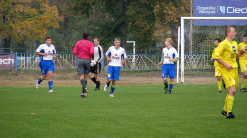 Unia Nowa Sarzyna - Pogoń Leżajsk, 09.10.2011 r. - II liga podkarpacka juniorów st. i mł. #juniorzy #lezajsk #lezajsktm #leżajsk #NowaSarzyna #PiłkaNożna #pogon #pogoń #PogońLeżajsk #sport #unia #UniaNowaSarzyna