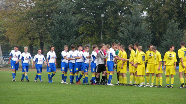 Unia Nowa Sarzyna - Pogoń Leżajsk, 09.10.2011 r. - II liga podkarpacka juniorów st. i mł. #juniorzy #lezajsk #lezajsktm #leżajsk #NowaSarzyna #PiłkaNożna #pogon #pogoń #PogońLeżajsk #sport #unia #UniaNowaSarzyna