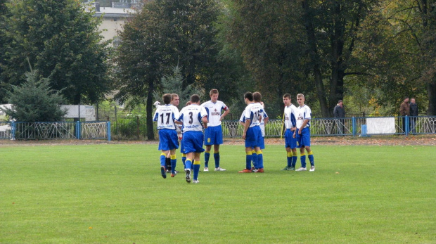 Unia Nowa Sarzyna - Pogoń Leżajsk, 09.10.2011 r. - II liga podkarpacka juniorów st. i mł. #juniorzy #lezajsk #lezajsktm #leżajsk #NowaSarzyna #PiłkaNożna #pogon #pogoń #PogońLeżajsk #sport #unia #UniaNowaSarzyna