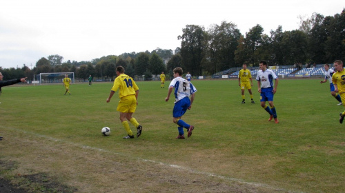 Unia Nowa Sarzyna - Pogoń Leżajsk, 09.10.2011 r. - II liga podkarpacka juniorów st. i mł. #juniorzy #lezajsk #lezajsktm #leżajsk #NowaSarzyna #PiłkaNożna #pogon #pogoń #PogońLeżajsk #sport #unia #UniaNowaSarzyna