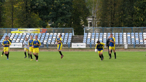 Unia Nowa Sarzyna - Pogoń Leżajsk, 09.10.2011 r. - II liga podkarpacka juniorów st. i mł. #juniorzy #lezajsk #lezajsktm #leżajsk #NowaSarzyna #PiłkaNożna #pogon #pogoń #PogońLeżajsk #sport #unia #UniaNowaSarzyna