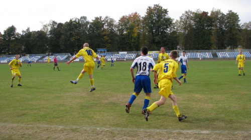 Unia Nowa Sarzyna - Pogoń Leżajsk, 09.10.2011 r. - II liga podkarpacka juniorów st. i mł. #juniorzy #lezajsk #lezajsktm #leżajsk #NowaSarzyna #PiłkaNożna #pogon #pogoń #PogońLeżajsk #sport #unia #UniaNowaSarzyna