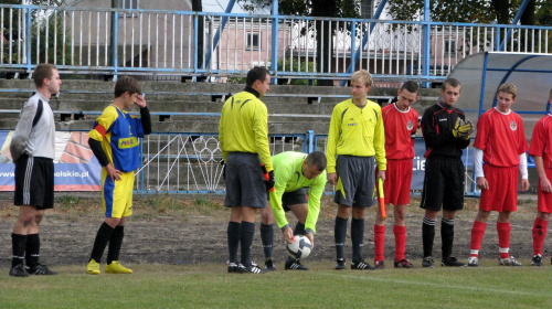 Unia Nowa Sarzyna - Pogoń Leżajsk, 09.10.2011 r. - II liga podkarpacka juniorów st. i mł. #juniorzy #lezajsk #lezajsktm #leżajsk #NowaSarzyna #PiłkaNożna #pogon #pogoń #PogońLeżajsk #sport #unia #UniaNowaSarzyna