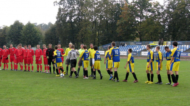 Unia Nowa Sarzyna - Pogoń Leżajsk, 09.10.2011 r. - II liga podkarpacka juniorów st. i mł. #juniorzy #lezajsk #lezajsktm #leżajsk #NowaSarzyna #PiłkaNożna #pogon #pogoń #PogońLeżajsk #sport #unia #UniaNowaSarzyna