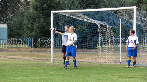 Unia Nowa Sarzyna - Pogoń Leżajsk, 09.10.2011 r. - II liga podkarpacka juniorów st. i mł. #juniorzy #lezajsk #lezajsktm #leżajsk #NowaSarzyna #PiłkaNożna #pogon #pogoń #PogońLeżajsk #sport #unia #UniaNowaSarzyna