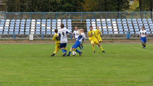 Unia Nowa Sarzyna - Pogoń Leżajsk, 09.10.2011 r. - II liga podkarpacka juniorów st. i mł. #juniorzy #lezajsk #lezajsktm #leżajsk #NowaSarzyna #PiłkaNożna #pogon #pogoń #PogońLeżajsk #sport #unia #UniaNowaSarzyna