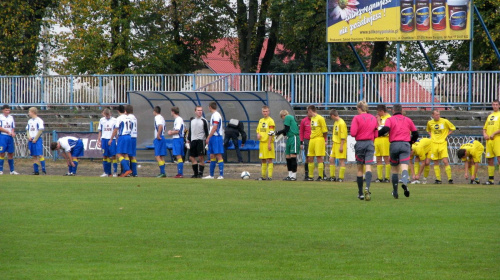 Unia Nowa Sarzyna - Pogoń Leżajsk, 09.10.2011 r. - II liga podkarpacka juniorów st. i mł. #juniorzy #lezajsk #lezajsktm #leżajsk #NowaSarzyna #PiłkaNożna #pogon #pogoń #PogońLeżajsk #sport #unia #UniaNowaSarzyna