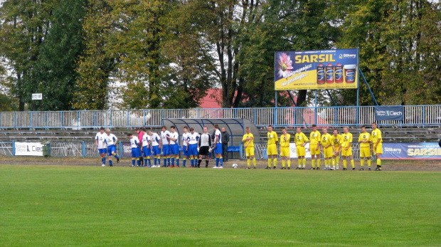 Unia Nowa Sarzyna - Pogoń Leżajsk, 09.10.2011 r. - II liga podkarpacka juniorów st. i mł. #juniorzy #lezajsk #lezajsktm #leżajsk #NowaSarzyna #PiłkaNożna #pogon #pogoń #PogońLeżajsk #sport #unia #UniaNowaSarzyna