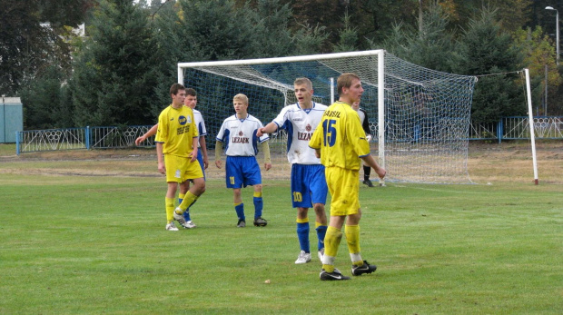 Unia Nowa Sarzyna - Pogoń Leżajsk, 09.10.2011 r. - II liga podkarpacka juniorów st. i mł. #juniorzy #lezajsk #lezajsktm #leżajsk #NowaSarzyna #PiłkaNożna #pogon #pogoń #PogońLeżajsk #sport #unia #UniaNowaSarzyna