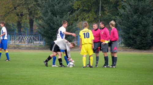 Unia Nowa Sarzyna - Pogoń Leżajsk, 09.10.2011 r. - II liga podkarpacka juniorów st. i mł. #juniorzy #lezajsk #lezajsktm #leżajsk #NowaSarzyna #PiłkaNożna #pogon #pogoń #PogońLeżajsk #sport #unia #UniaNowaSarzyna