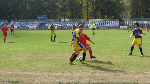 Unia Nowa Sarzyna - Pogoń Leżajsk, 09.10.2011 r. - II liga podkarpacka juniorów st. i mł. #juniorzy #lezajsk #lezajsktm #leżajsk #NowaSarzyna #PiłkaNożna #pogon #pogoń #PogońLeżajsk #sport #unia #UniaNowaSarzyna