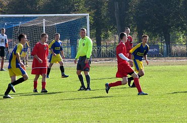 Unia Nowa Sarzyna - Pogoń Leżajsk, 09.10.2011 r. - II liga podkarpacka juniorów st. i mł. #juniorzy #lezajsk #lezajsktm #leżajsk #NowaSarzyna #PiłkaNożna #pogon #pogoń #PogońLeżajsk #sport #unia #UniaNowaSarzyna