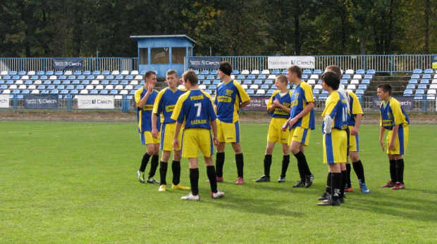 Unia Nowa Sarzyna - Pogoń Leżajsk, 09.10.2011 r. - II liga podkarpacka juniorów st. i mł. #juniorzy #lezajsk #lezajsktm #leżajsk #NowaSarzyna #PiłkaNożna #pogon #pogoń #PogońLeżajsk #sport #unia #UniaNowaSarzyna