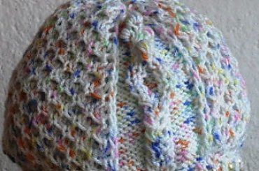 czapka z koralikami #wełna #czapka #druty #dziewiarstwo