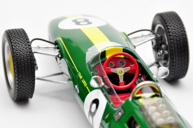 Lotus Type 25 #8 Jim Clark 1963 Italian GP Winner - Spark 1:18