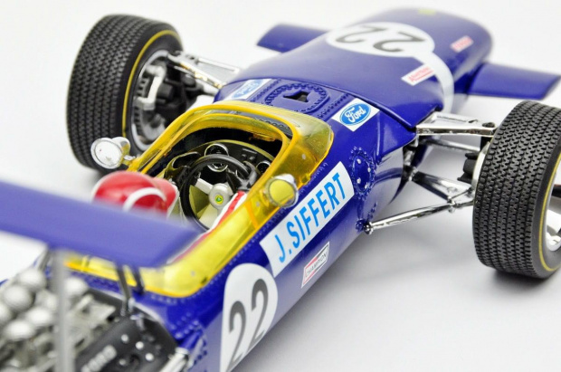 Lotus Ford 49B #22 Jo Siffert 1st 1968 British GP - 1:18 Quartzo