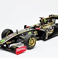 Lotus Renault GP R31 Showcar #9 Nick Heidfeld 2011 - 1:18 Minichamps