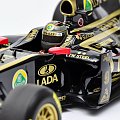 Lotus Renault GP R31 Showcar #9 Nick Heidfeld 2011 - 1:18 Minichamps