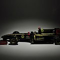 Lotus Renault GP R31 Showcar #9 Nick Heidfeld 2011 - 1:18 Minichamps