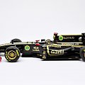 Lotus Renault GP R31 Showcar #9 Nick Heidfeld 2011 - 1:18 Minichamps