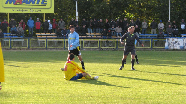 Pogoń Leżajsk - Rzemieślnik Pilzno (2:0), 15.10.2011 r. - IV liga podkarpacka #IVLiga #lezajsk #lezajsktm #leżajsk #PilznoRzemieślnikPilzno #PiłkaNożna #pogon #pogoń #PogońLeżajsk #rzemieślnik #seniorzy #sport