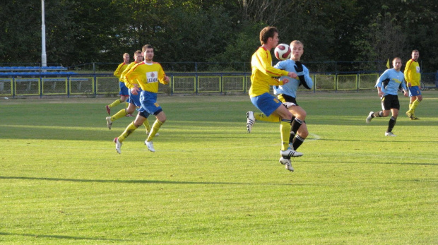 Pogoń Leżajsk - Rzemieślnik Pilzno (2:0), 15.10.2011 r. - IV liga podkarpacka #IVLiga #lezajsk #lezajsktm #leżajsk #PilznoRzemieślnikPilzno #PiłkaNożna #pogon #pogoń #PogońLeżajsk #rzemieślnik #seniorzy #sport