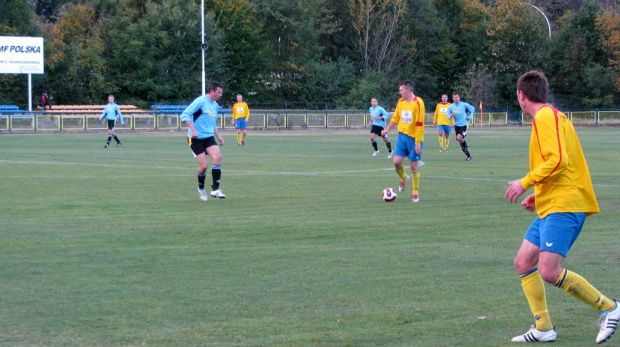 Pogoń Leżajsk - Rzemieślnik Pilzno (2:0), 15.10.2011 r. - IV liga podkarpacka #IVLiga #lezajsk #lezajsktm #leżajsk #PilznoRzemieślnikPilzno #PiłkaNożna #pogon #pogoń #PogońLeżajsk #rzemieślnik #seniorzy #sport