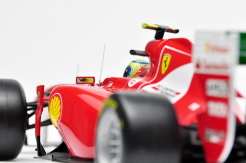 Ferrari F150 Italia #6 Felipe Massa F1 2011 season - 1:18 HotWheels Racing