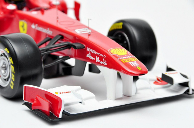 Ferrari F150 Italia #6 Felipe Massa F1 2011 season - 1:18 HotWheels Racing