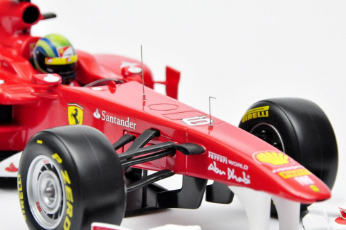 Ferrari F150 Italia #6 Felipe Massa F1 2011 season - 1:18 HotWheels Racing