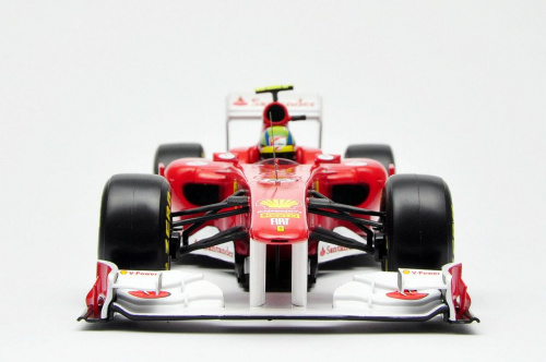 Ferrari F150 Italia #6 Felipe Massa F1 2011 season - 1:18 HotWheels Racing