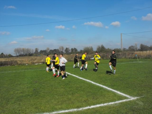 Borek vs Beskid Żegocina
2:0 #mecz #piłka #nożna #beskid #żegocina #borek